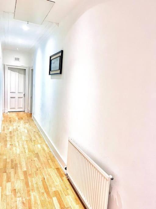 Crown House Two Bedroom Apartment Aberdeen Ngoại thất bức ảnh